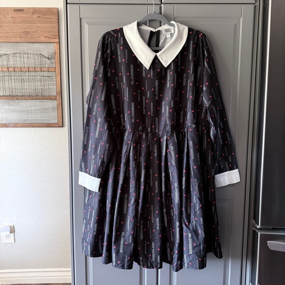 Unique Vintage Dresses & Skirts - Unique Vintage Peggy Black Red Heart Peter Pan Collar Babydoll Dress,2X/18 (New)